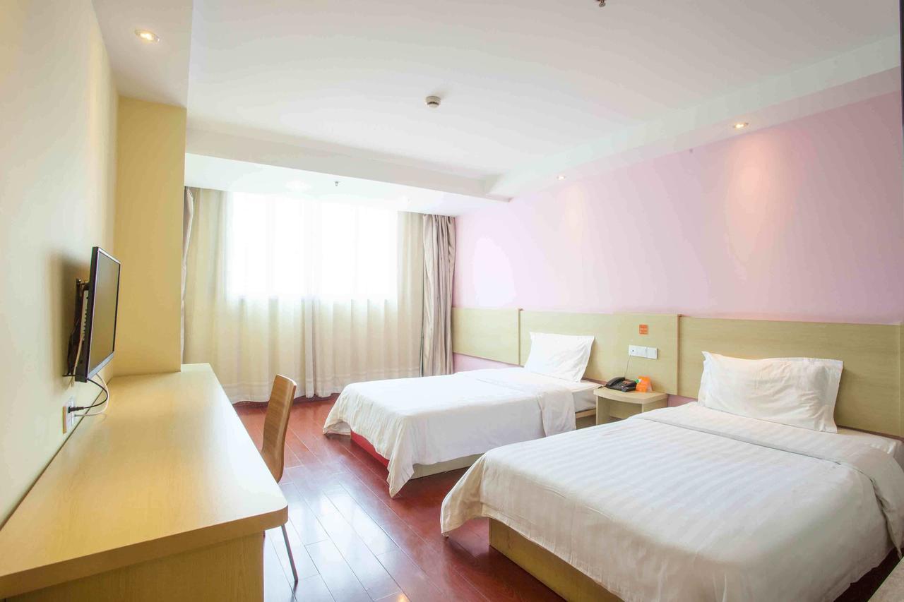 7Days Inn Guangzhou Southern Hospital Medical College Station Экстерьер фото