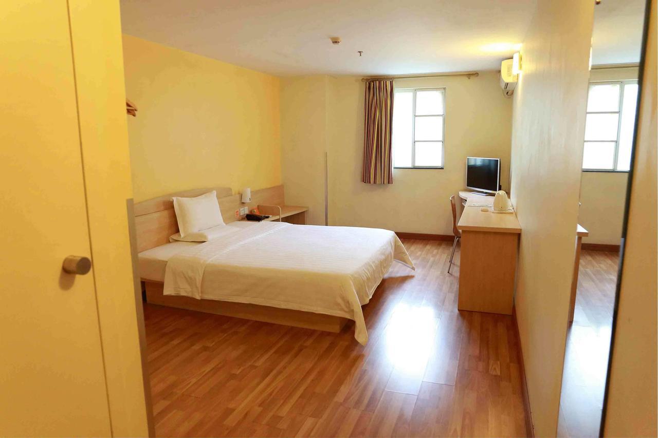 7Days Inn Guangzhou Southern Hospital Medical College Station Экстерьер фото