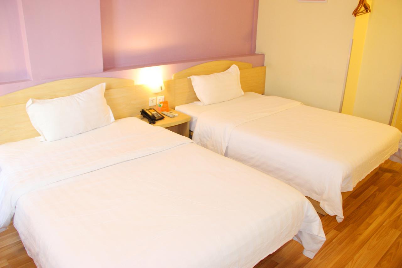 7Days Inn Guangzhou Southern Hospital Medical College Station Экстерьер фото