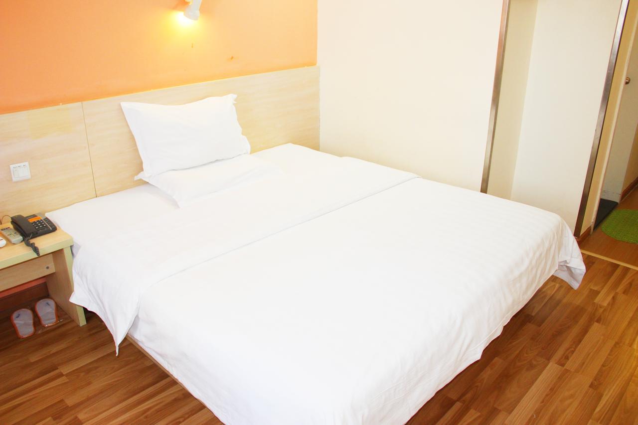 7Days Inn Guangzhou Southern Hospital Medical College Station Экстерьер фото